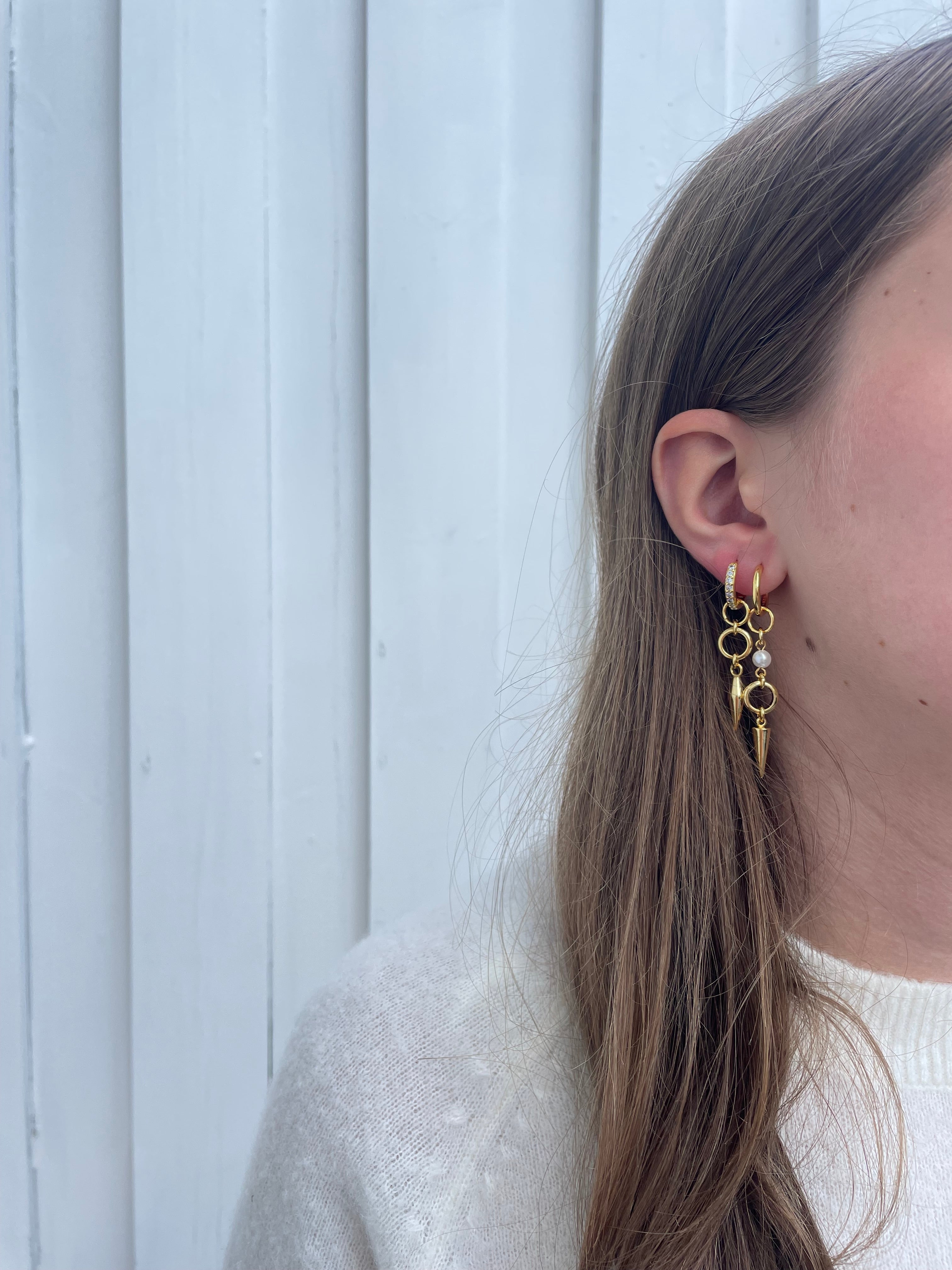 Pearl Signature Hoops